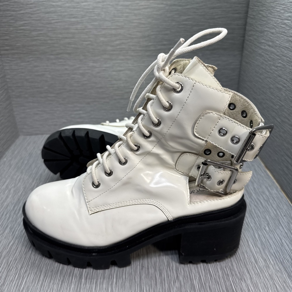 Jeffrey Campbell Women's White Buckle Combat Boots 8.5 Platform Punk Grunge